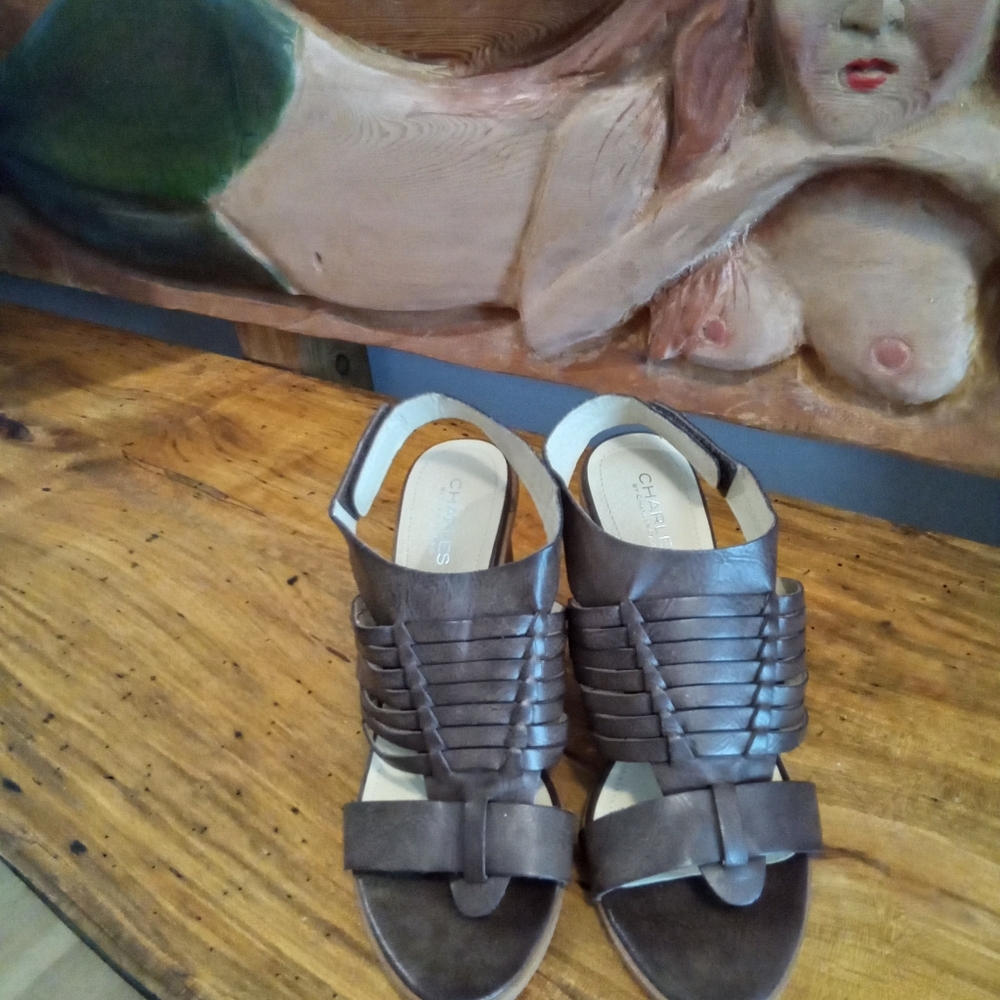 Charles David "Jeeze" Sz 10 Brown Leather Strappy Slingback Sandals w/4" Heel